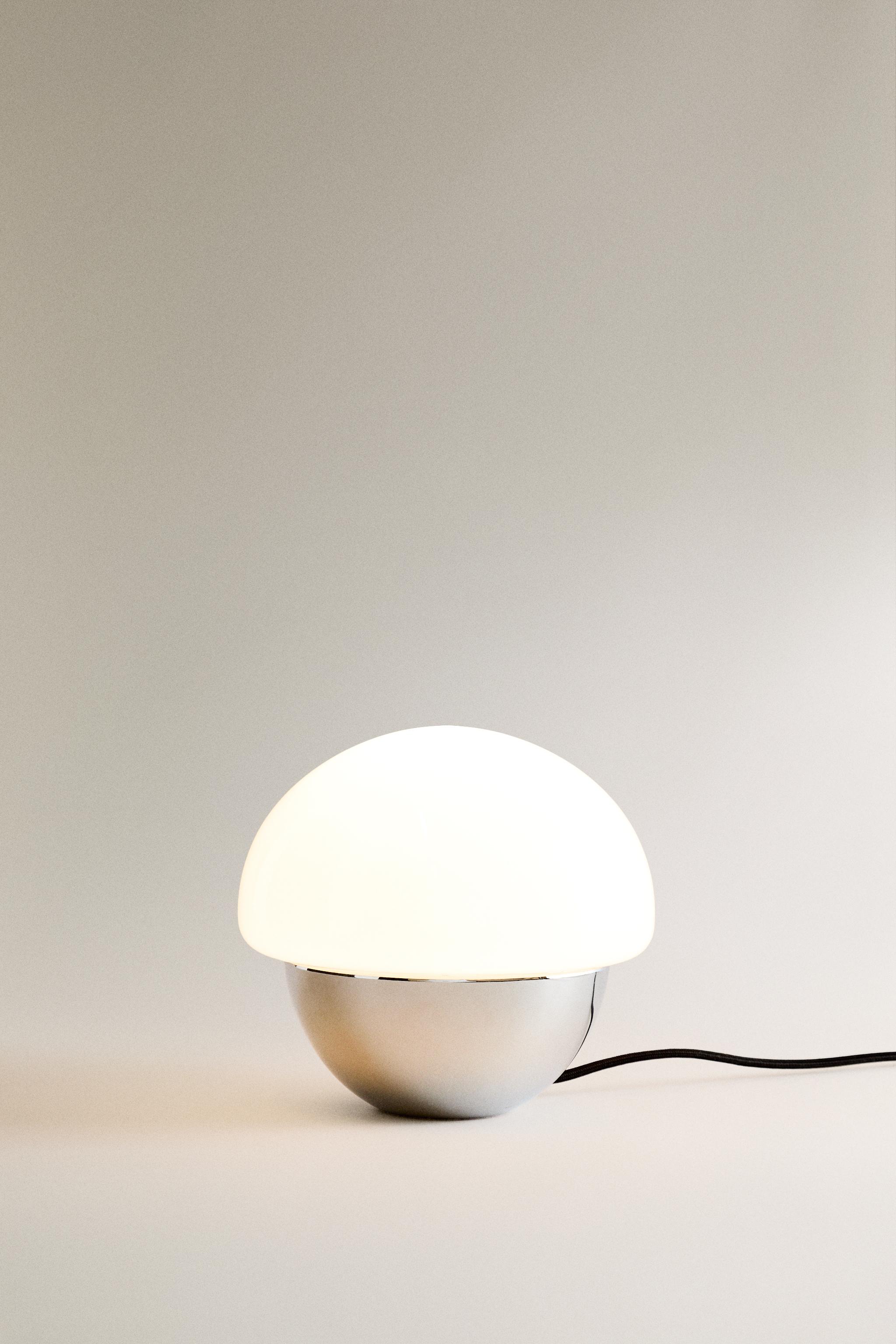LAMPE DE TABLE OVALE
